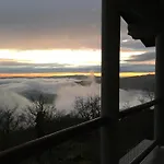 キャンプ場 Private Mountain Log With Amazing Panoramic Sunset Views At Small Scale Nature カベセイラス・デ・バスト