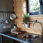 キャンプ場 Private Mountain Log With Amazing Panoramic Sunset Views At Small Scale Nature *