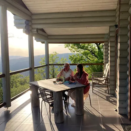 مكان تخييم Private Mountain Log With Amazing Panoramic Sunset Views At Small Scale Nature *