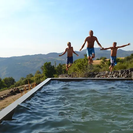 Private Mountain Log With Amazing Panoramic Sunset Views At Small Scale Nature Campsite *
