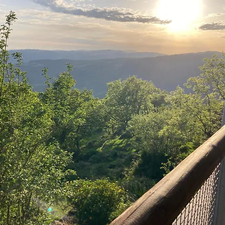 Private Mountain Log With Amazing Panoramic Sunset Views At Small Scale Nature * Cabeceiras de Basto