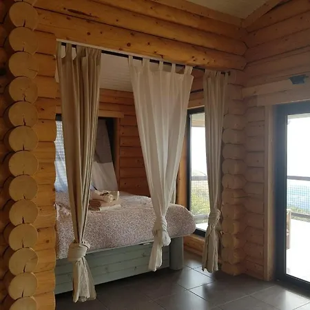Private Mountain Log With Amazing Panoramic Sunset Views At Small Scale Nature مكان تخييم *