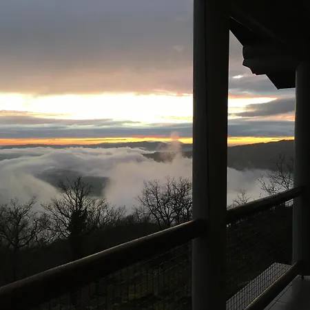 مكان تخييم Private Mountain Log With Amazing Panoramic Sunset Views At Small Scale Nature كابيسيراس دى باستو