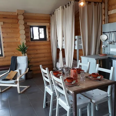 Кемпинг Private Mountain Log With Amazing Panoramic Sunset Views At Small Scale Nature Кабесейраш-ди-Башту