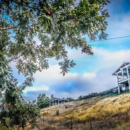 مكان تخييم Private Mountain Log With Amazing Panoramic Sunset Views At Small Scale Nature *