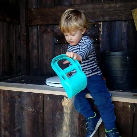 Private Mountain Log With Amazing Panoramic Sunset Views At Small Scale Nature مكان تخييم *