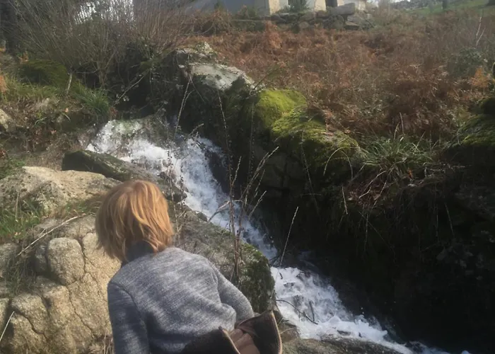 Private Mountain Log With Amazing Panoramic Sunset Views At Small Scale Nature Кемпинг