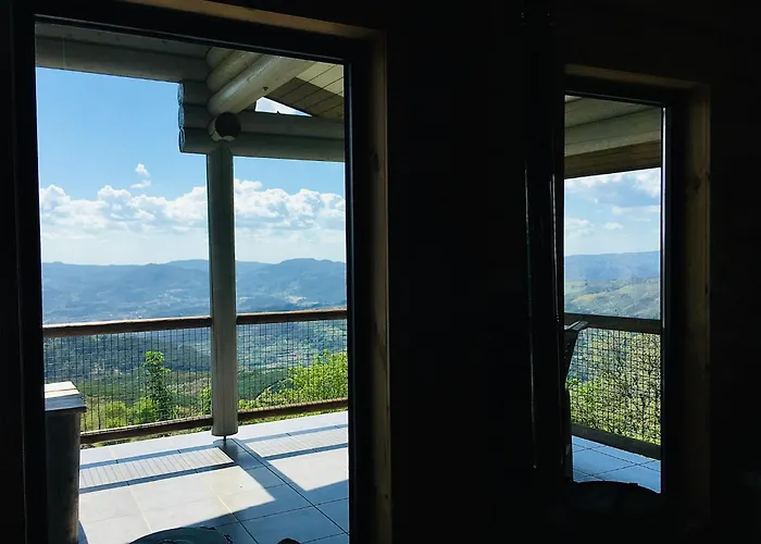 Private Mountain Log With Amazing Panoramic Sunset Views At Small Scale Nature * Кабесейраш-ди-Башту