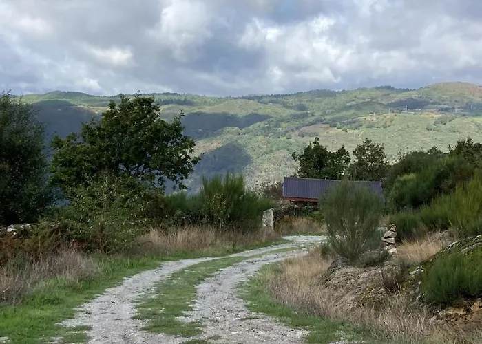 Private Mountain Log With Amazing Panoramic Sunset Views At Small Scale Nature *