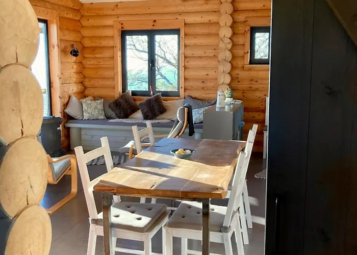 Kamp alanı Private Mountain Log With Amazing Panoramic Sunset Views At Small Scale Nature *