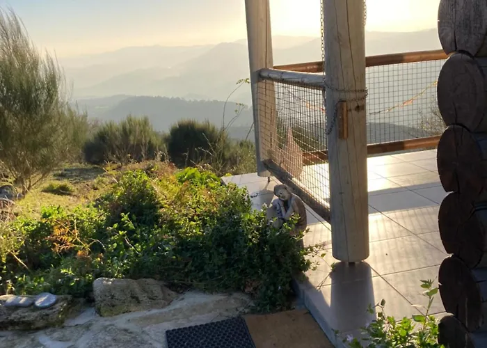 Private Mountain Log With Amazing Panoramic Sunset Views At Small Scale Nature Kamp alanı Cabeceiras de Basto
