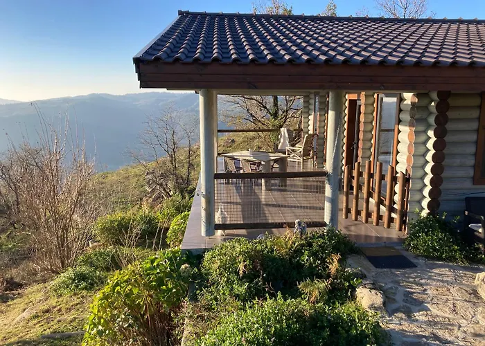 Private Mountain Log With Amazing Panoramic Sunset Views At Small Scale Nature Cabeceiras de Basto
