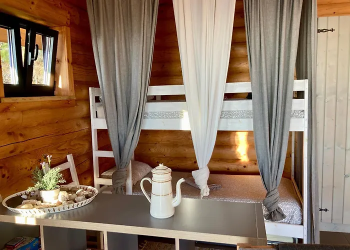 Private Mountain Log With Amazing Panoramic Sunset Views At Small Scale Nature * 카베세이라스 드 바스투