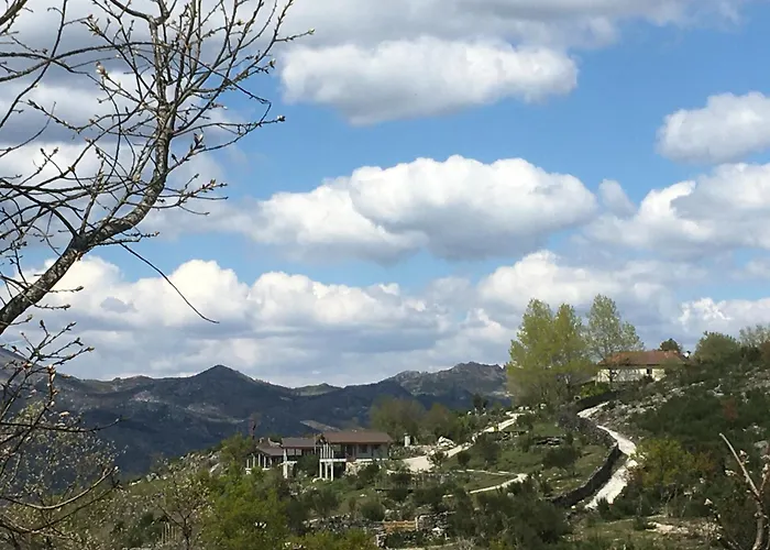 Private Mountain Log With Amazing Panoramic Sunset Views At Small Scale Nature Kamp alanı