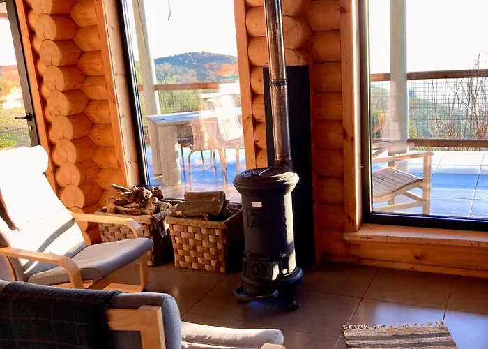 Private Mountain Log With Amazing Panoramic Sunset Views At Small Scale Nature *