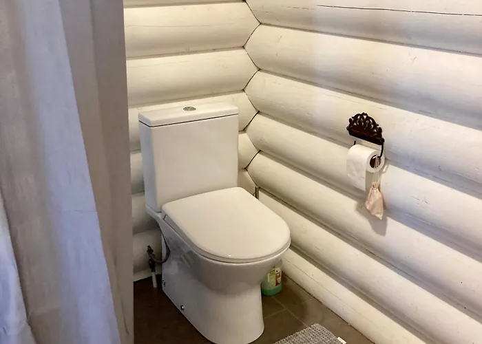 Private Mountain Log With Amazing Panoramic Sunset Views At Small Scale Nature