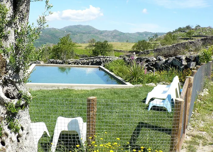 Private Mountain Log With Amazing Panoramic Sunset Views At Small Scale Nature Kamp alanı Cabeceiras de Basto